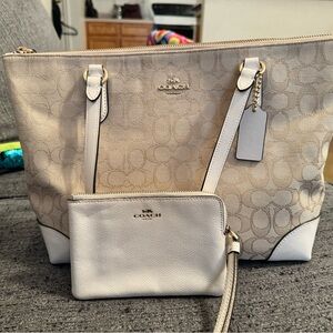 Coach Cream Tote Bag & wristlet